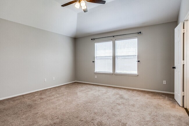 Building Photo - Upgraded 3 bedroom in Master Planned Community of Travis Ranch!!