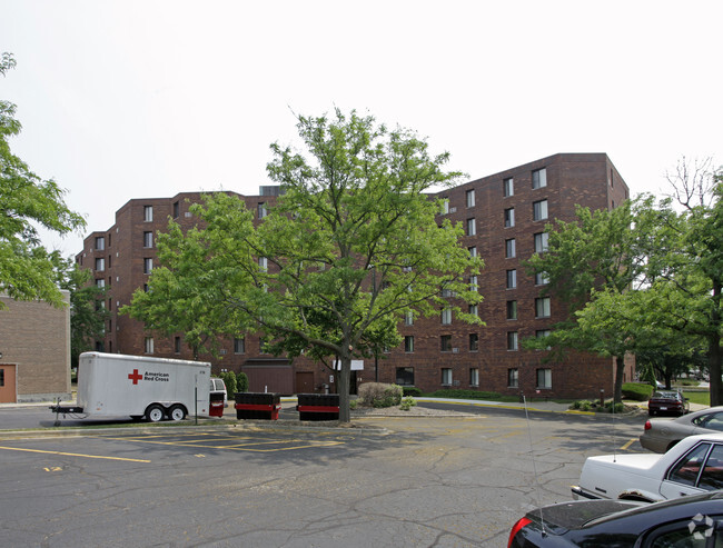 Building Photo - Janesville Garden Court