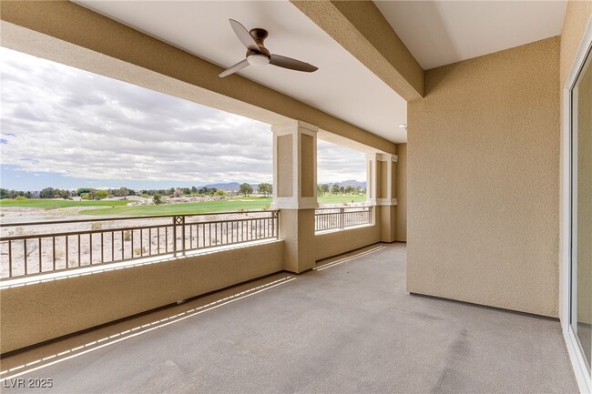 Building Photo - 9133 Las Manaitas Ave