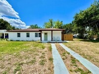 Building Photo - 3814 W Tyson Ave