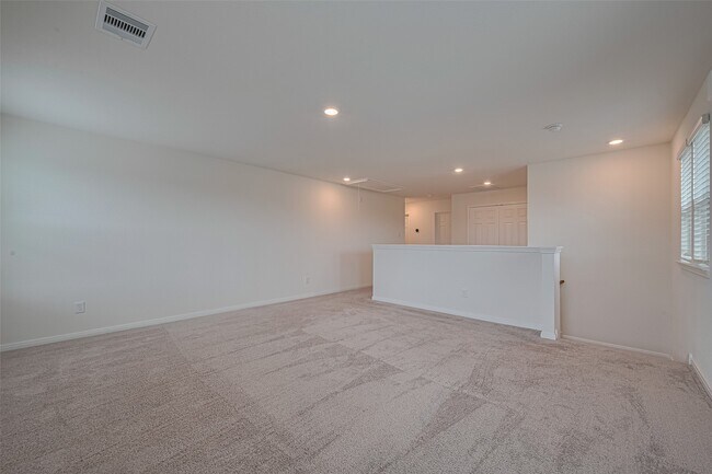 Building Photo - 5727 Texas Sage Dr