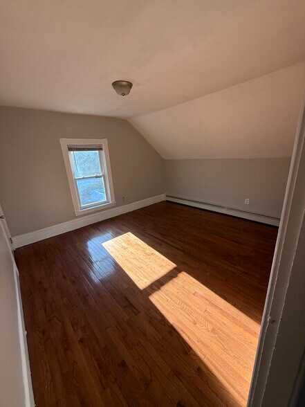 Building Photo - 4 South Harlem Street