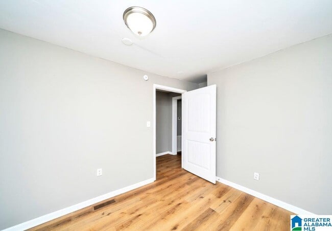 Building Photo - 509 Arnold Cir