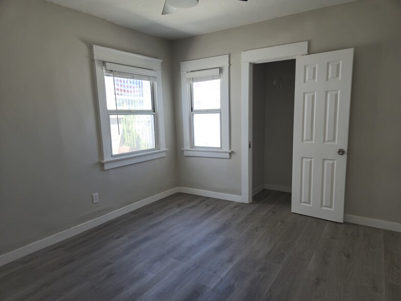 Building Photo - 209 W Ave 26