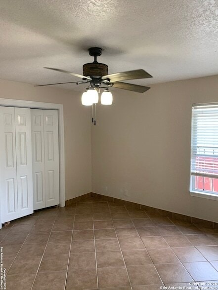 Building Photo - 1750 W Craig Pl