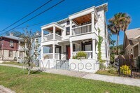 Building Photo - 117 E 4th St