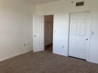 Building Photo - 160 SW 117th Terrace