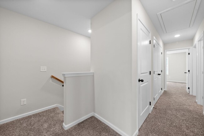 Building Photo - New Construction! GARBAGE/LAWN INCLUDED! N...