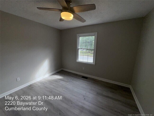 Building Photo - 2220 Baywater Dr