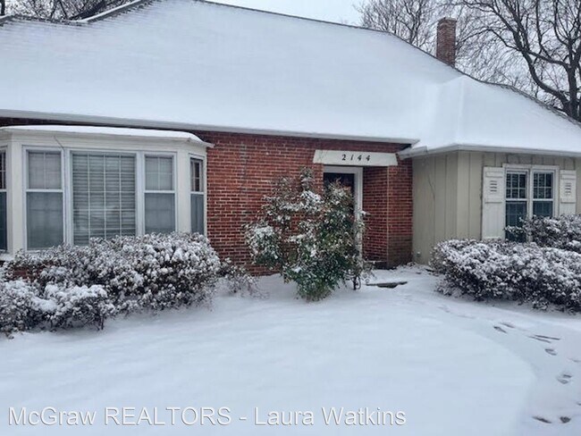 Building Photo - 3 br, 2 bath House - 2144 E. 31st St.