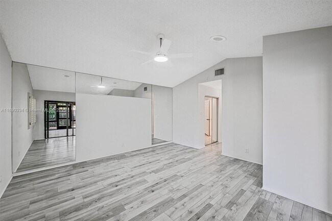 Building Photo - 13174 La Lique Ct