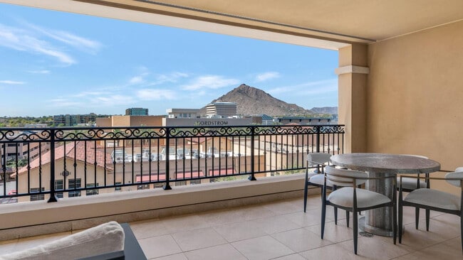 Building Photo - 7181 E Camelback Rd