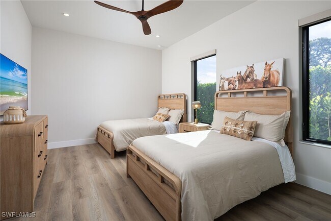 Building Photo - 1257 11th Ct N