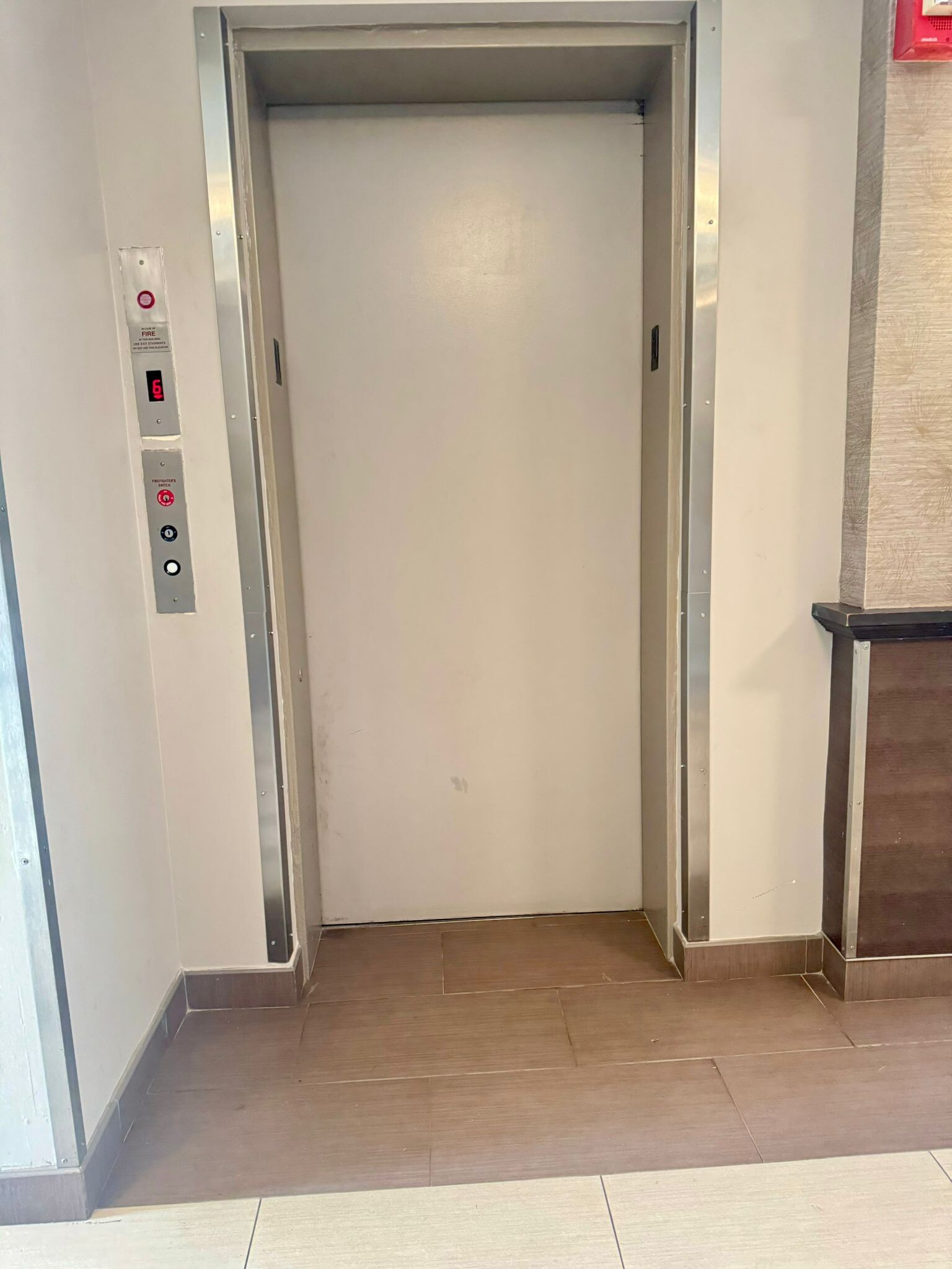 Building Photo - 32 Whites Ave