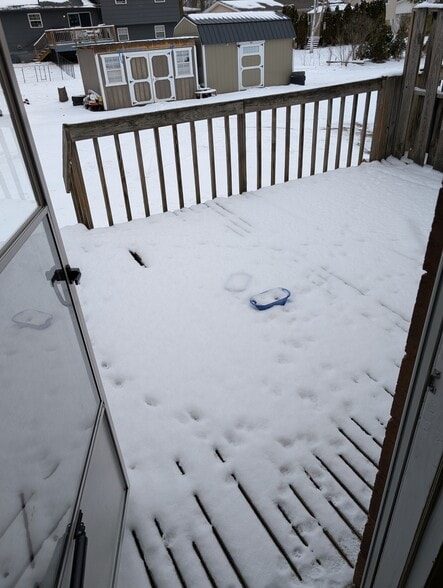 Building Photo - 521 Hinderer Ave SW