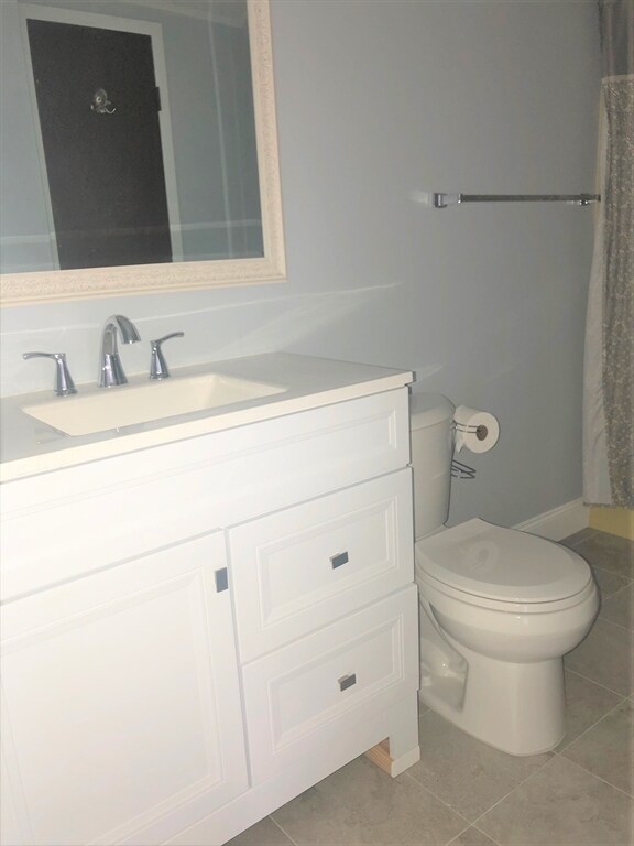 Building Photo - 1550 Worcester Rd