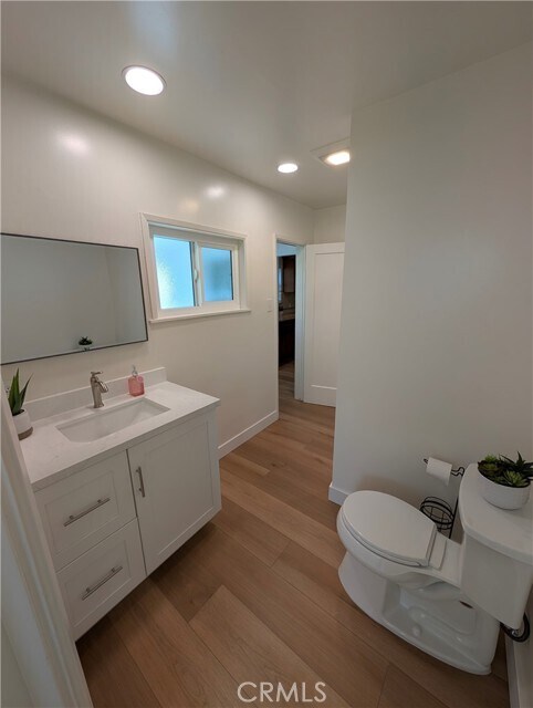 Building Photo - 1921 6th Ave