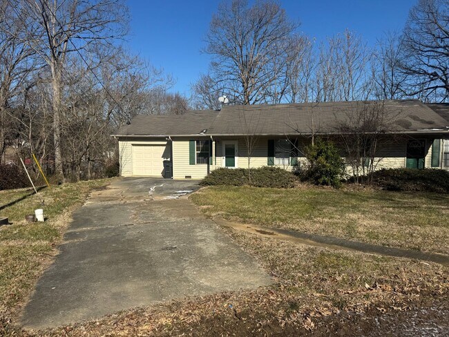 Building Photo - Blackberry Ln Duplex