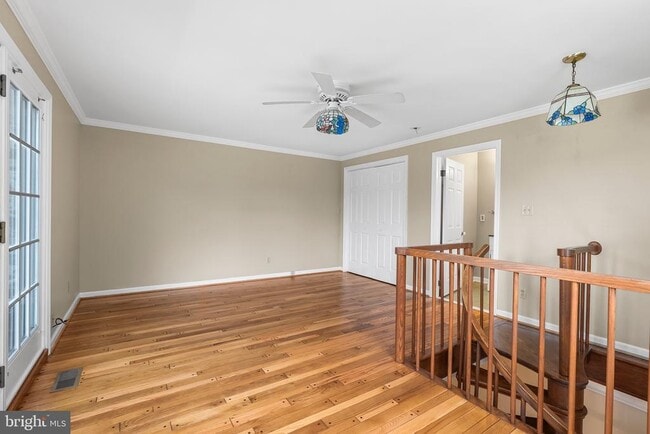 Building Photo - 607 E Wheel Rd