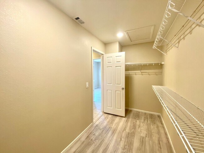 Building Photo - 6486 W Eldorado Ln