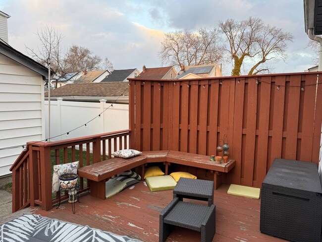 Building Photo - 207-03 34th Ave