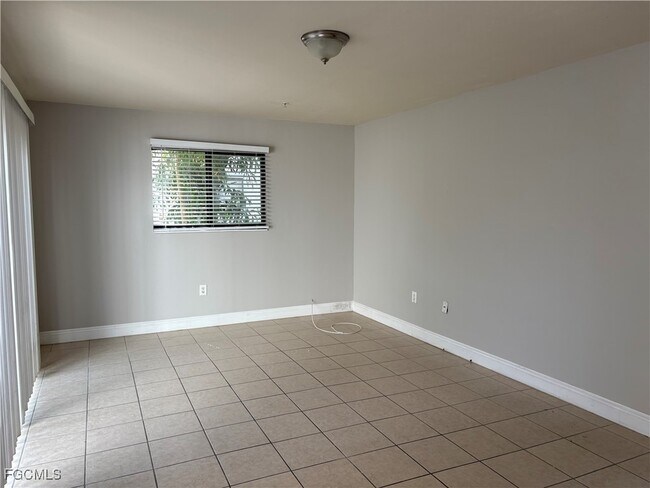 Building Photo - 7738 Tamara Lee Ct