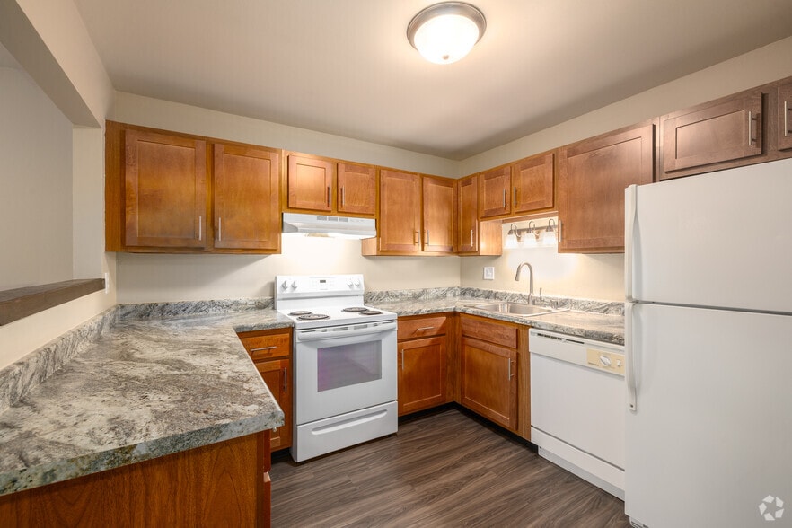 Kitchen - Willow Glen Apartments