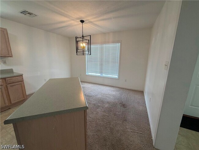 Building Photo - 250 Leawood Cir
