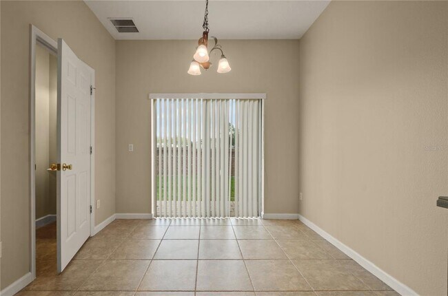 Building Photo - 889 Park Grove Ct