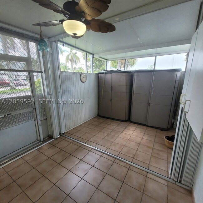 Building Photo - 1114 NW 124th Ct