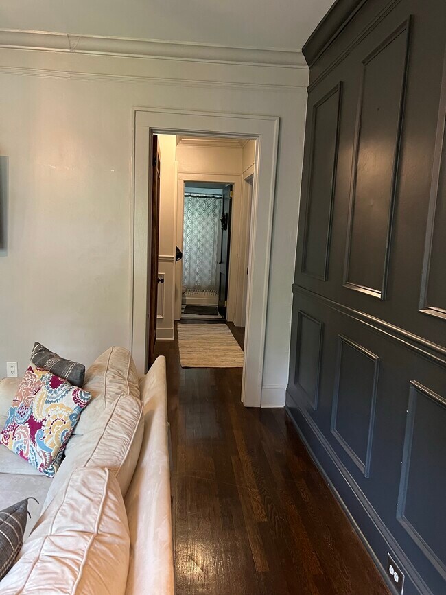 Building Photo - 1308 N Highland Ave NE