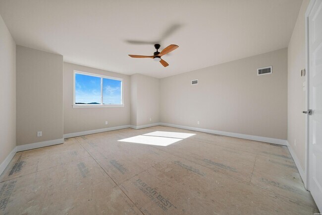 Building Photo - 101 Sea Ray