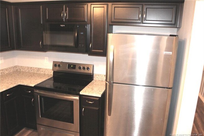Building Photo - 4440 Briton Cir