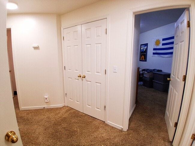 Building Photo - 416 N Seven Peaks Blvd