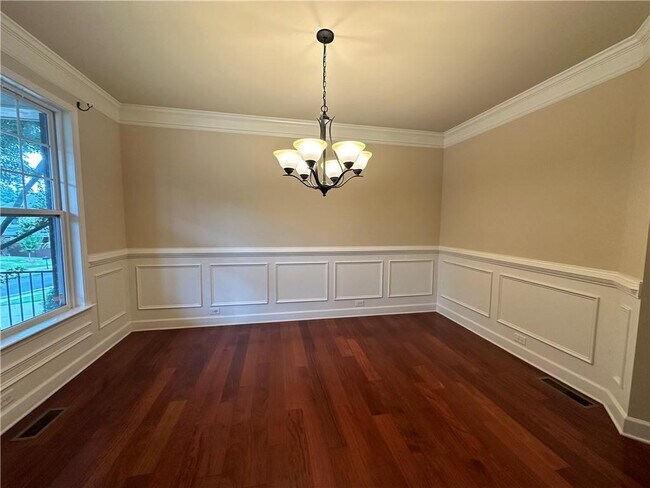 Building Photo - 815 Autry Oak Ct