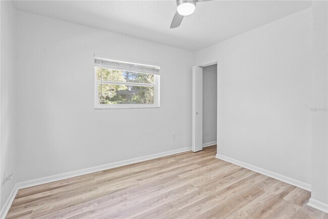 Building Photo - 3820 NW 15 Ave