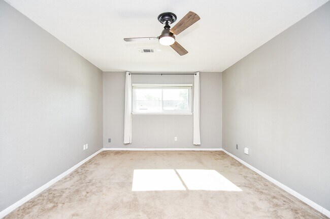 Building Photo - 14567 Still Meadow Dr