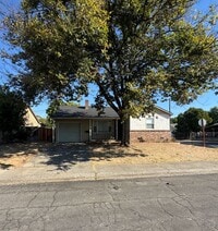 Building Photo - 4551 39th Ave