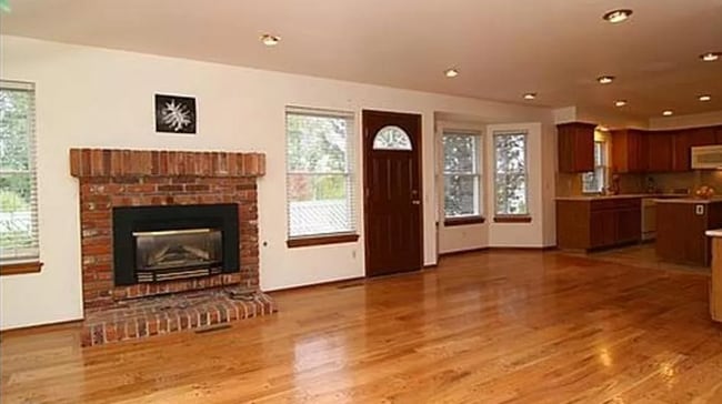 Building Photo - 5650 S Ouray St