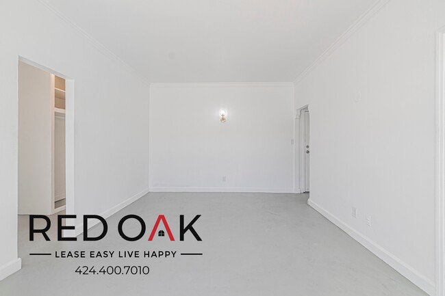 Building Photo - 535 S Gramercy Pl