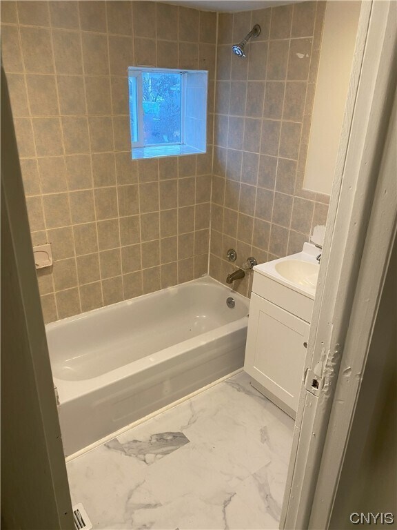 Building Photo - 318 Otisco St