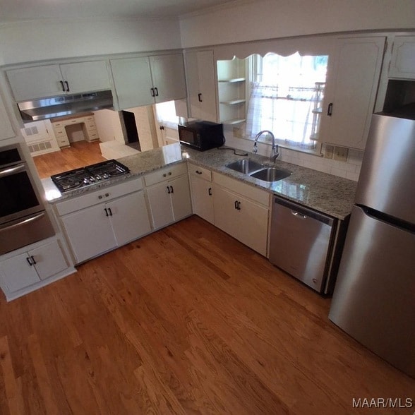 Building Photo - 3733 Royal Crest Dr