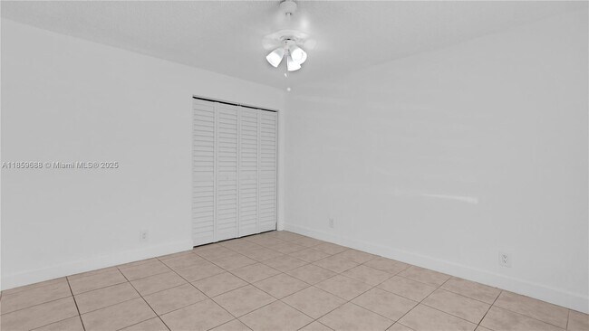 Building Photo - 6460 NW 170th Terrace