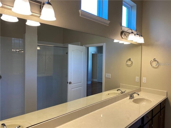 Building Photo - 11333 Quiet Forest Dr