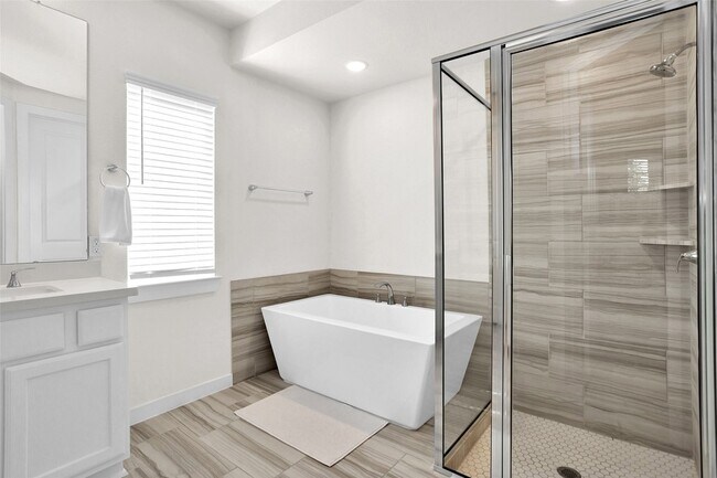 Building Photo - 440 Flowering Lotus Ct