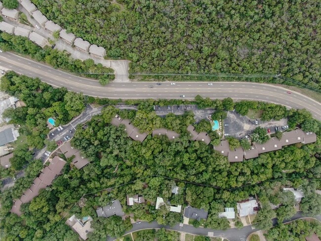 Building Photo - 3839 Dry Creek Dr
