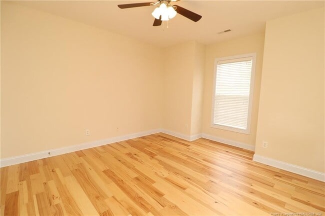 Building Photo - 406 Golden Harvest Loop