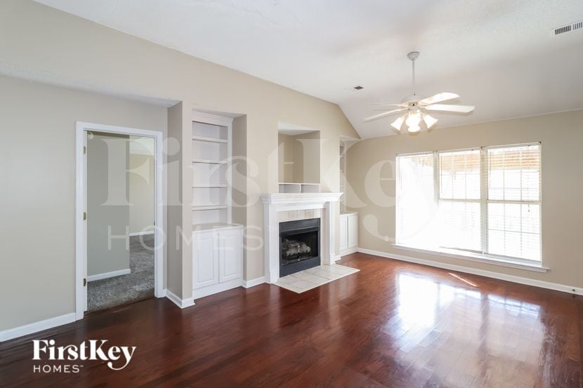 Building Photo - 1413 Leery Cove