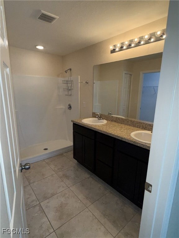 Building Photo - 2119 NE 6th Pl