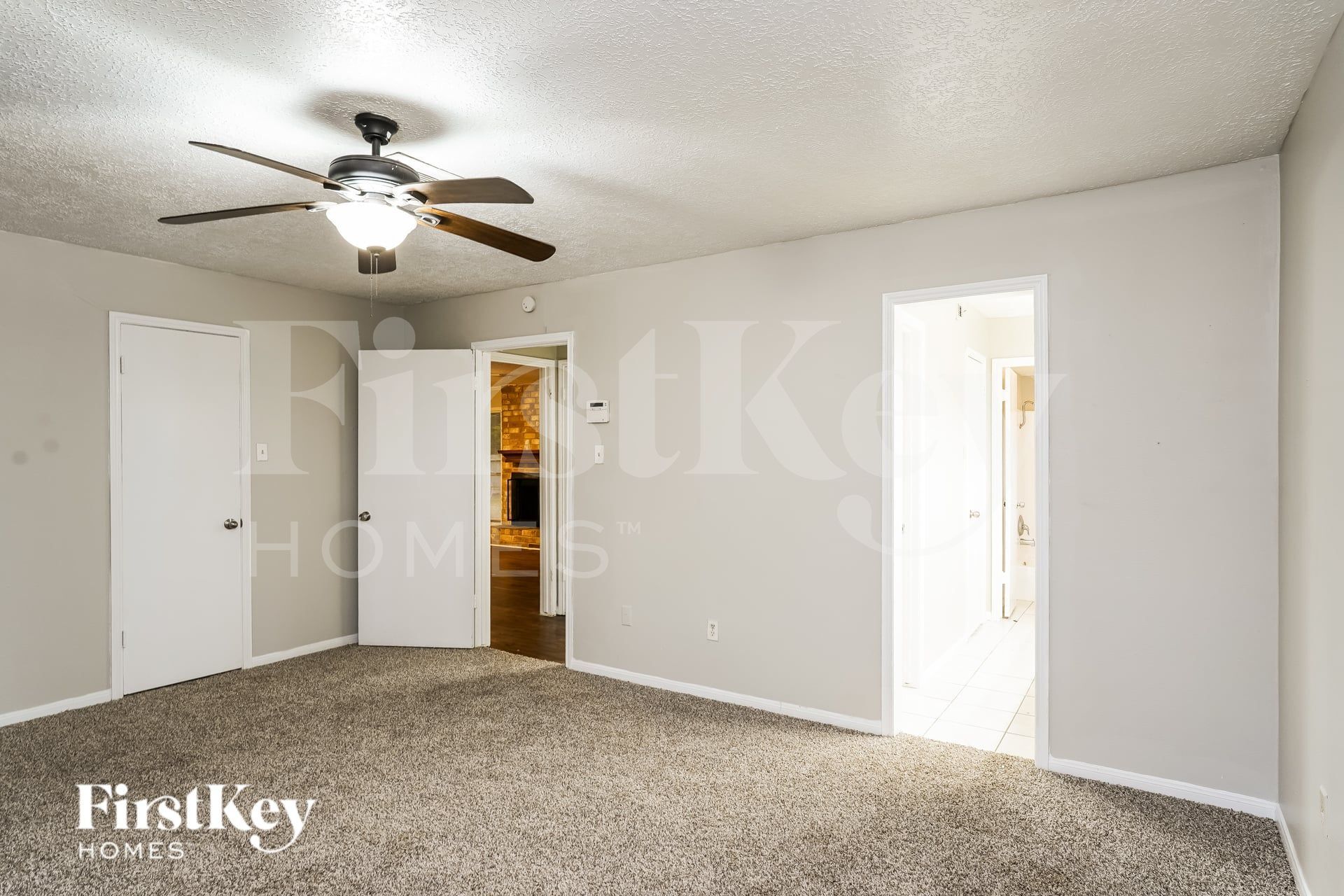 Building Photo - 18111 Fireside Dr